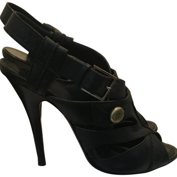 GIVENCHY STRAPPY LEATHER SANDALS - Picture 2 of 8